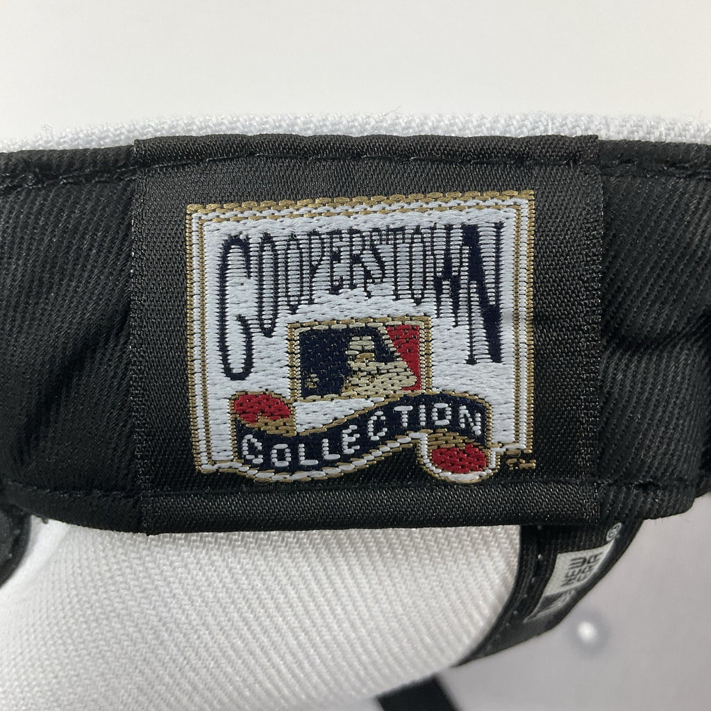 New Era Philadelphia Phillies Exclusive Wht Grey 9FIFTY Snapback Hat Cap - Caps Fitted